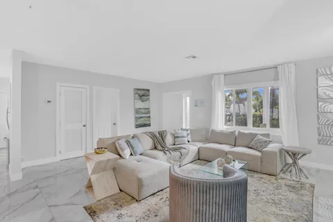 $2,250,000 | 3025 Center Avenue, Fort Lauderdale, FL 33308