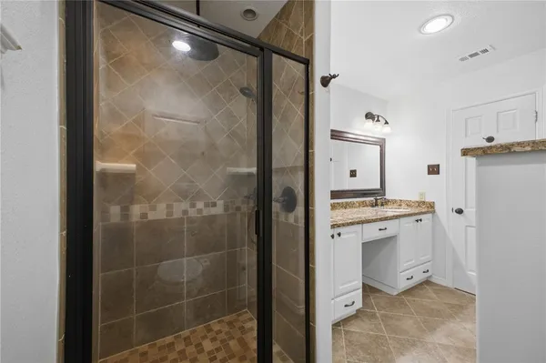 $395,000 | 2104 Carter Creek Parkway, Bryan, TX 77802