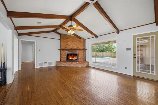 $395,000 | 2104 Carter Creek Parkway, Bryan, TX 77802