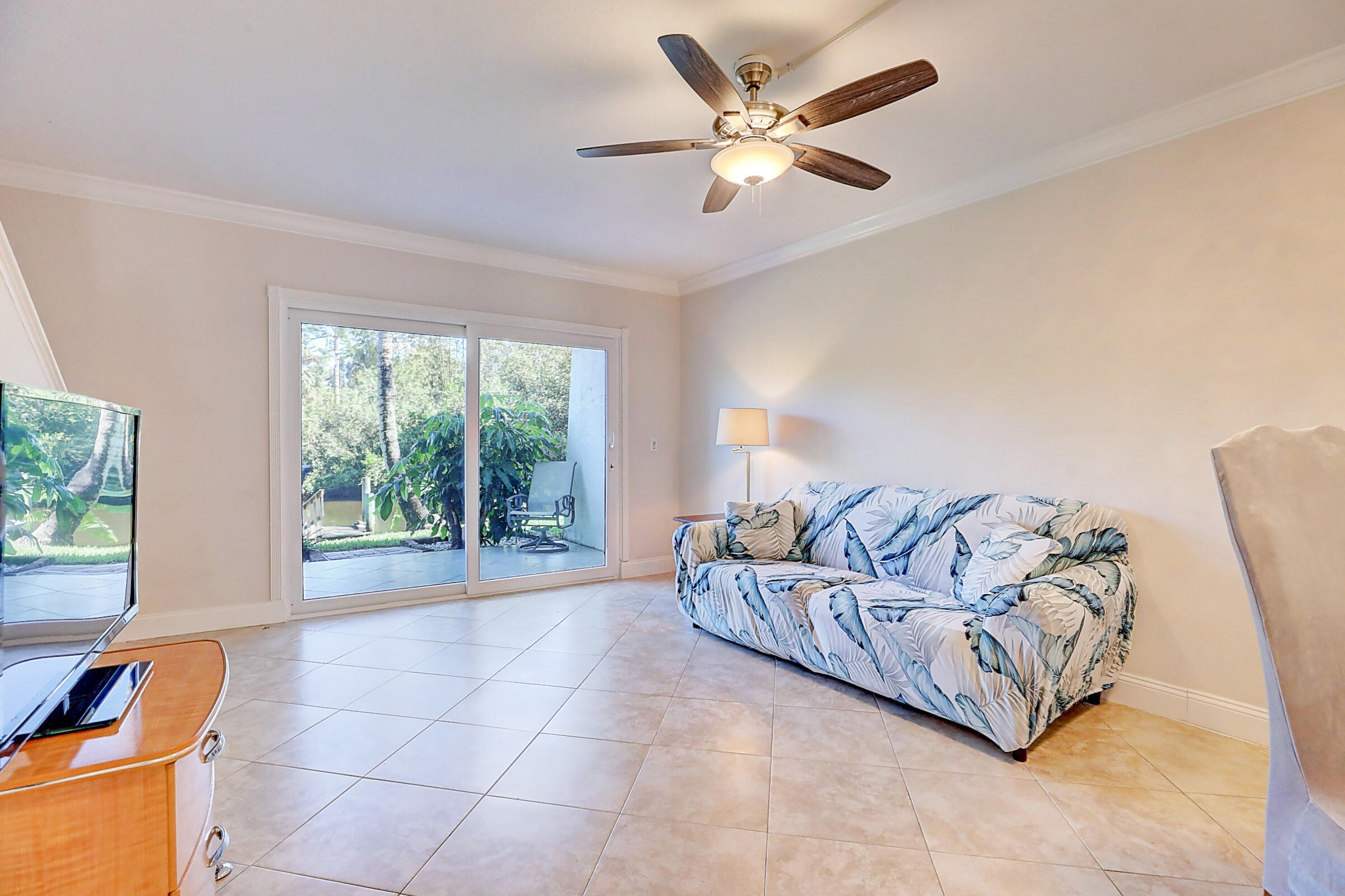 3129 Southeast Indian Street, Unit 3 Stuart, FL 34997 - Photo 13 of 32 Living Area 1st Floor