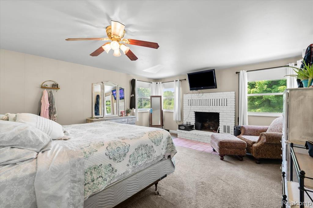 7569 South Durand Road Durand, MI 48429 - Photo 17 of 38 Gallery Image 17