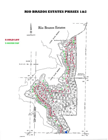 a view of a black and white wall