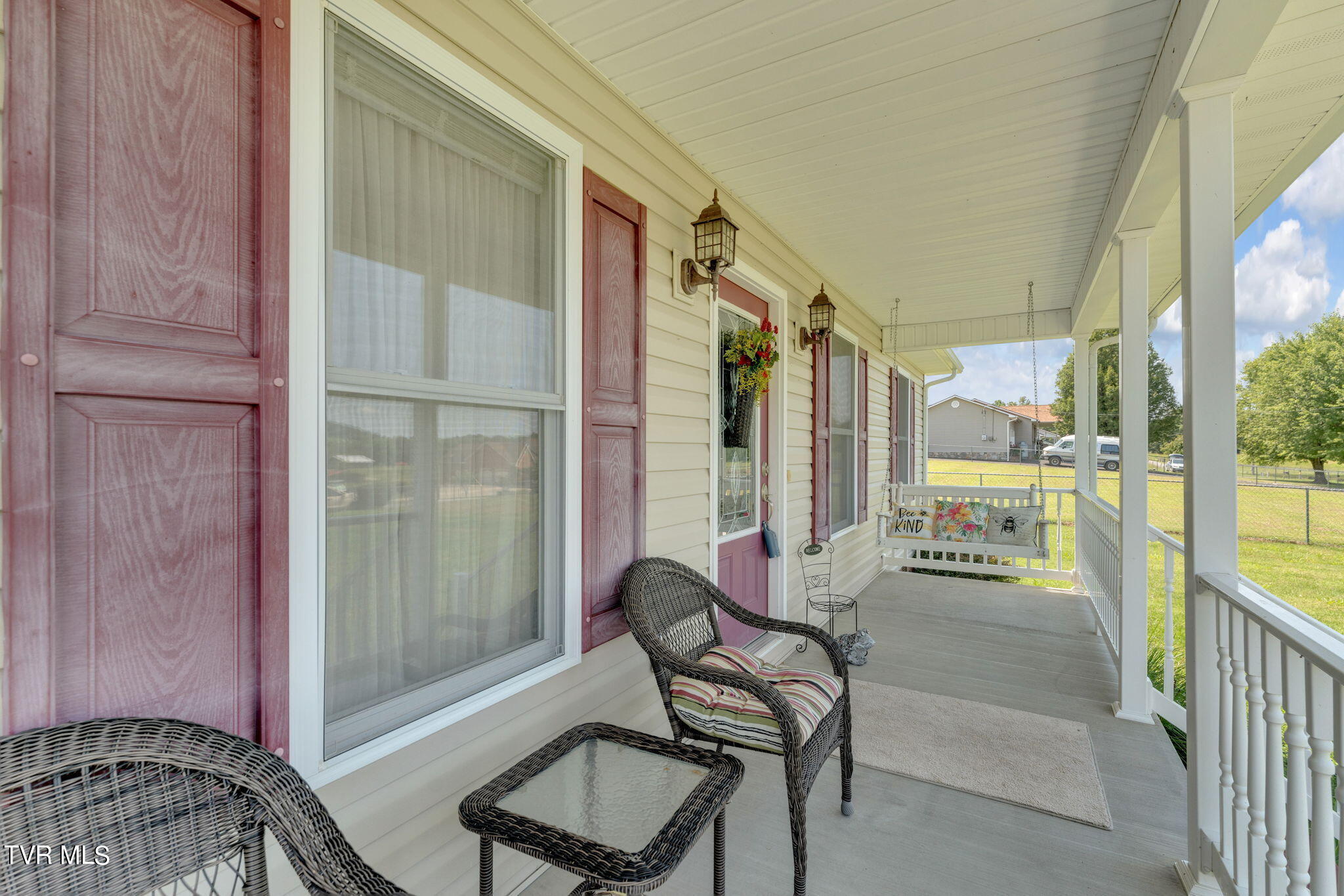 127 Hamilton Road Elizabethton, TN 37643 - Photo 5 of 46 35-web-or-mls-DSC05404
