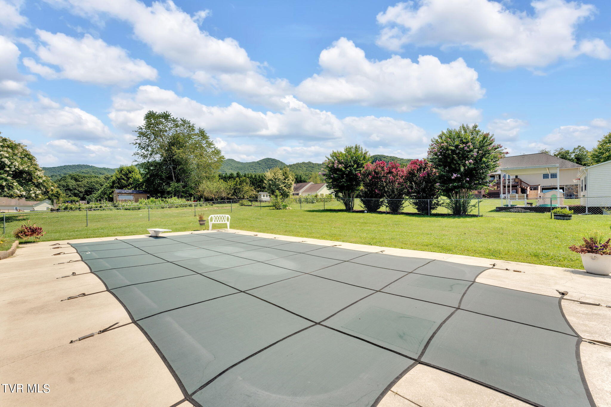 127 Hamilton Road Elizabethton, TN 37643 - Photo 10 of 46 43-web-or-mls-DSC05428