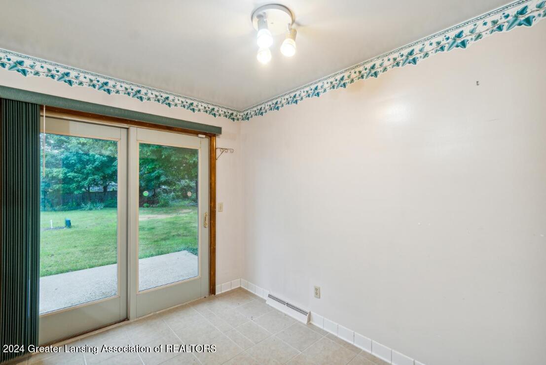 6860 North Aurelius Road Lansing, MI 48911 - Photo 10 of 44 Screenshot 2024-06-30 095623