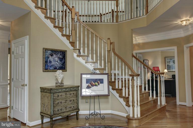 12705 Travilah Road Potomac, MD 20854 - Photo 16 of 29 Interior (General)