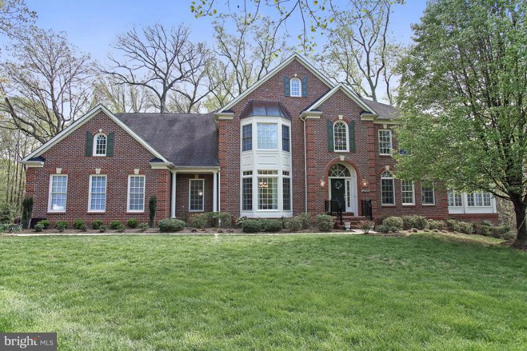 12705 Travilah Road Potomac, MD 20854 - Photo 27 of 29 Exterior (Front)