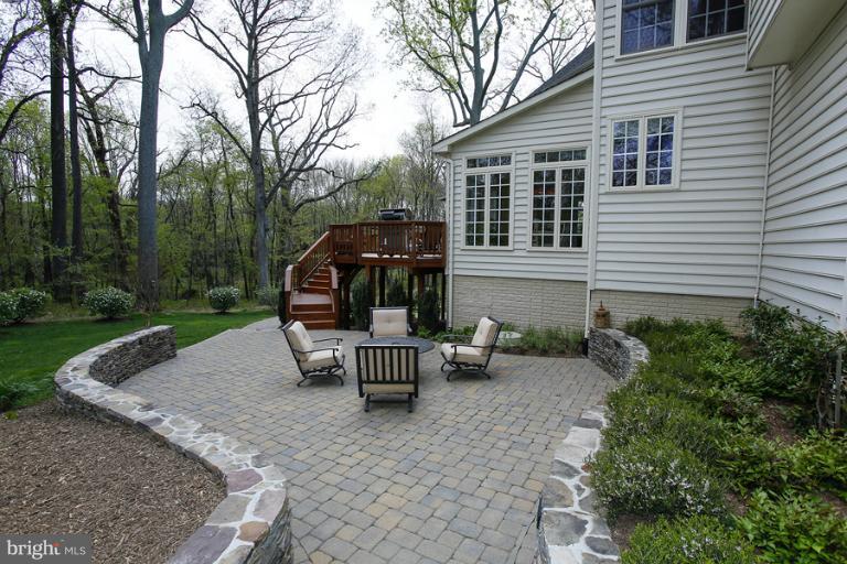 12705 Travilah Road Potomac, MD 20854 - Photo 9 of 29 Exterior (Rear)