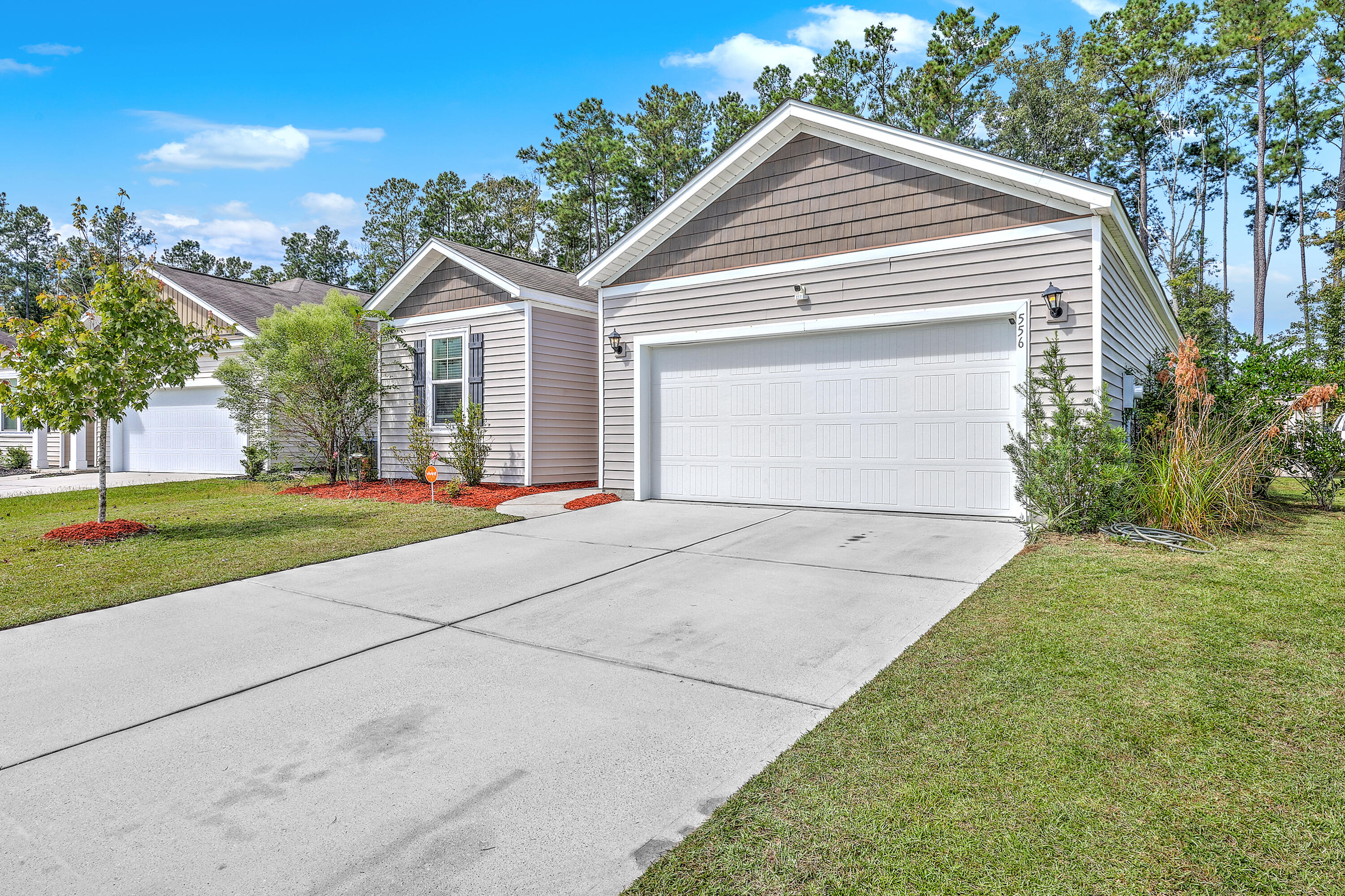 556 Wayton Circle Moncks Corner, SC 29461 - Photo 2 of 38 ZYN_0392_3_4_5_6_7_8