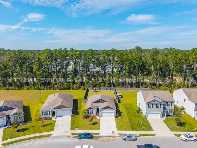 $310,000 | 556 Wayton Circle, Moncks Corner, SC 29461