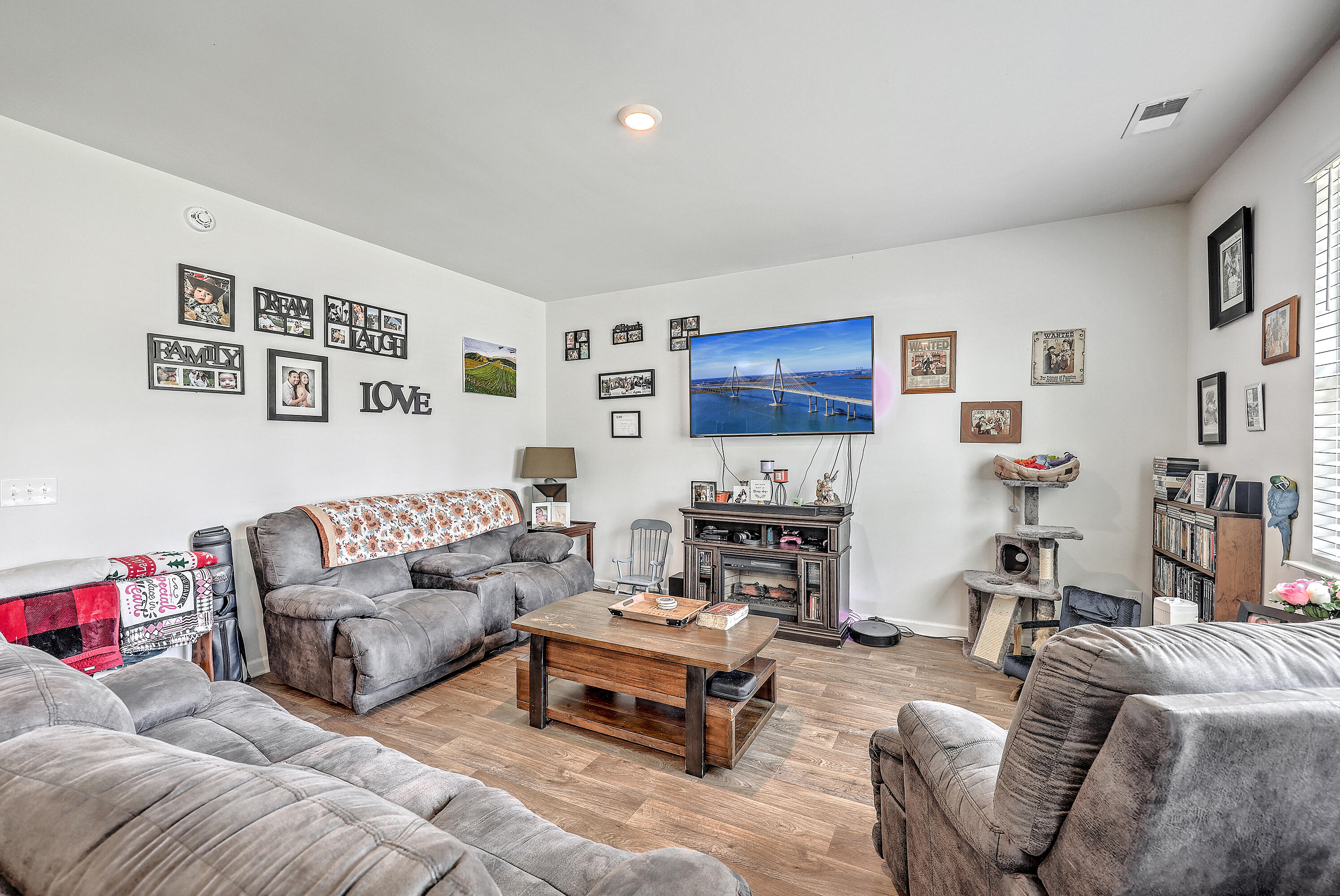 556 Wayton Circle Moncks Corner, SC 29461 - Photo 9 of 38 ZYN_0448_49_50_51_52_53_54