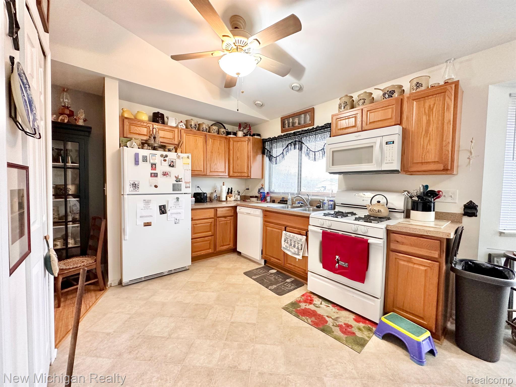 5154 East Coldwater Road Flint, MI 48506 - Photo 22 of 28 Gallery Image 22