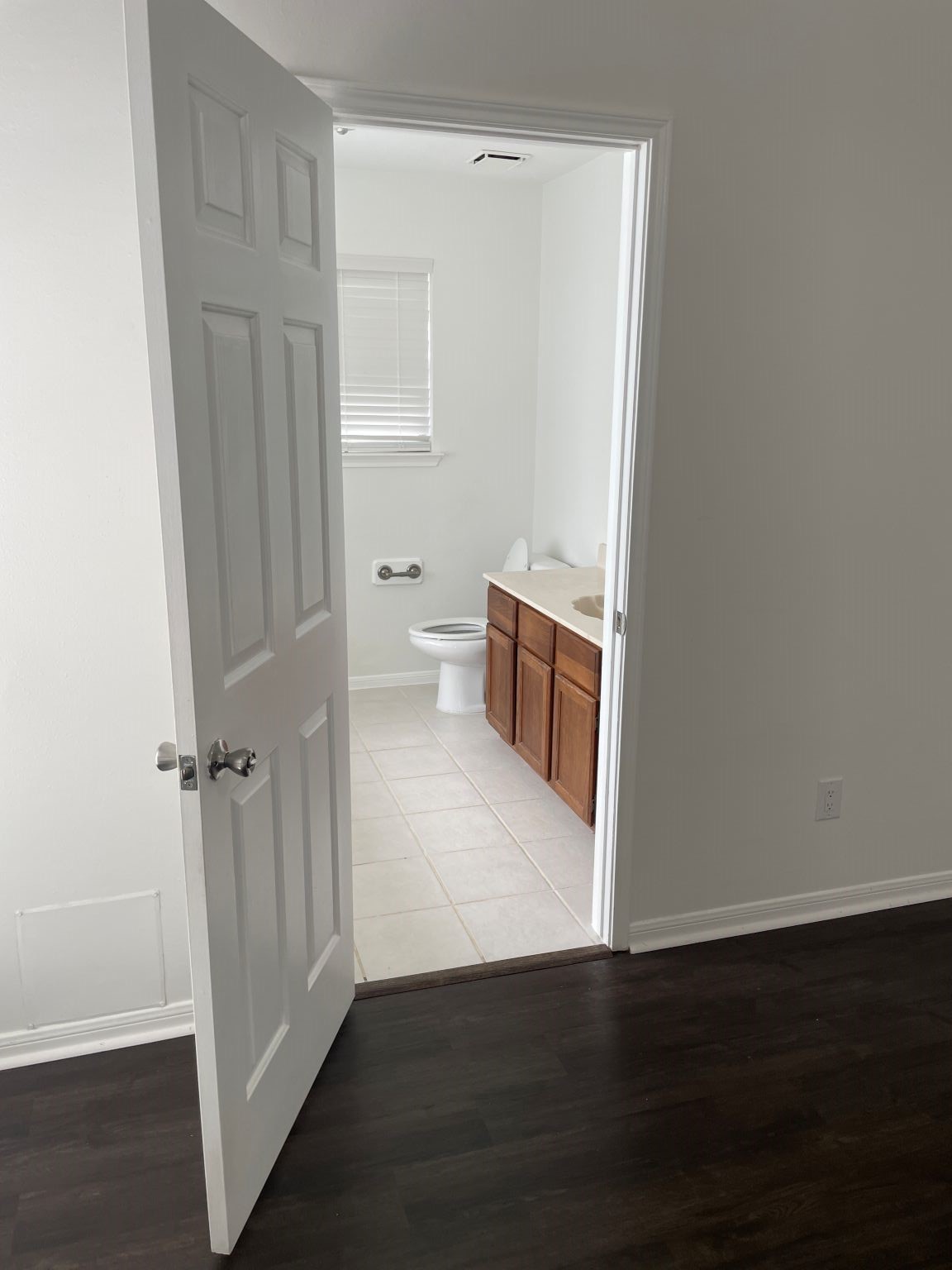 3427 Ramsgate Drive Spring, TX 77388 - Photo 24 of 30 Master bathroom entrance