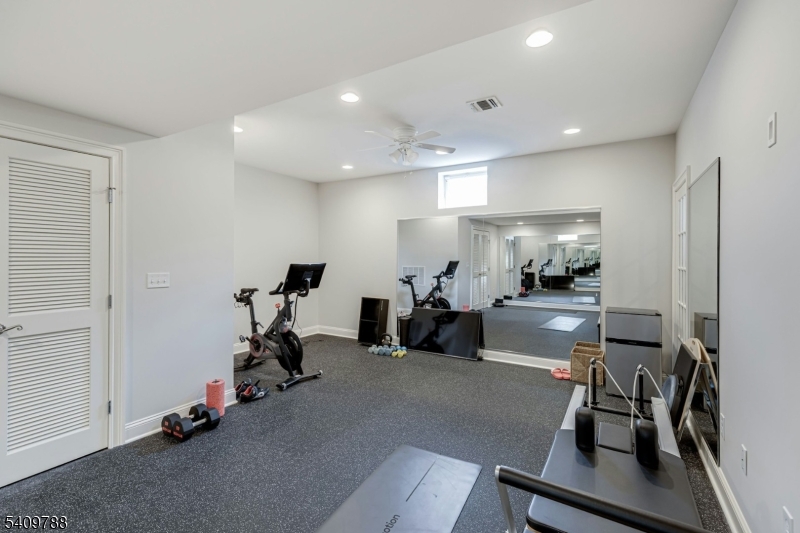 19 Carol Road Westfield, NJ 07090 - Photo 46 of 50