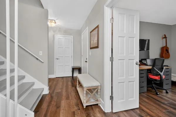 $589,000 | 1919 Coach Drive, Naperville, IL 60565