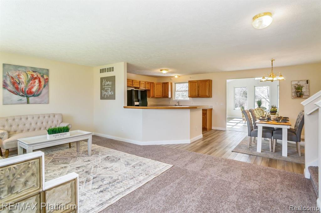 8587 West Lange Road Fowlerville, MI 48836 - Photo 7 of 37