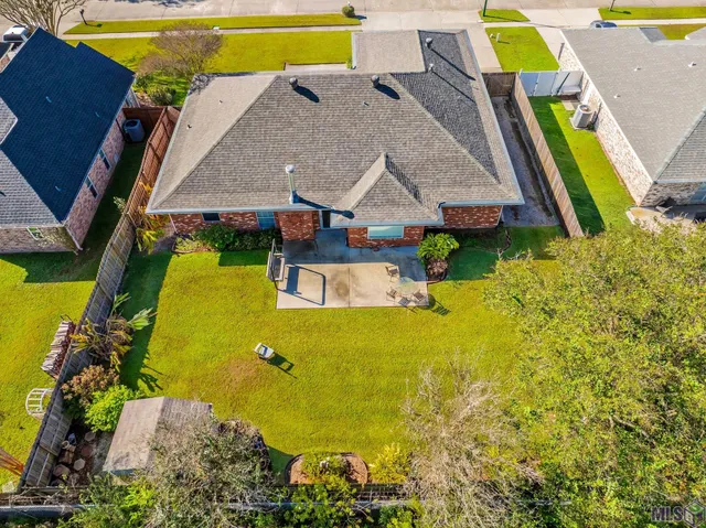 $269,500 | 301 Hawthorne Drive, Houma, LA 70360