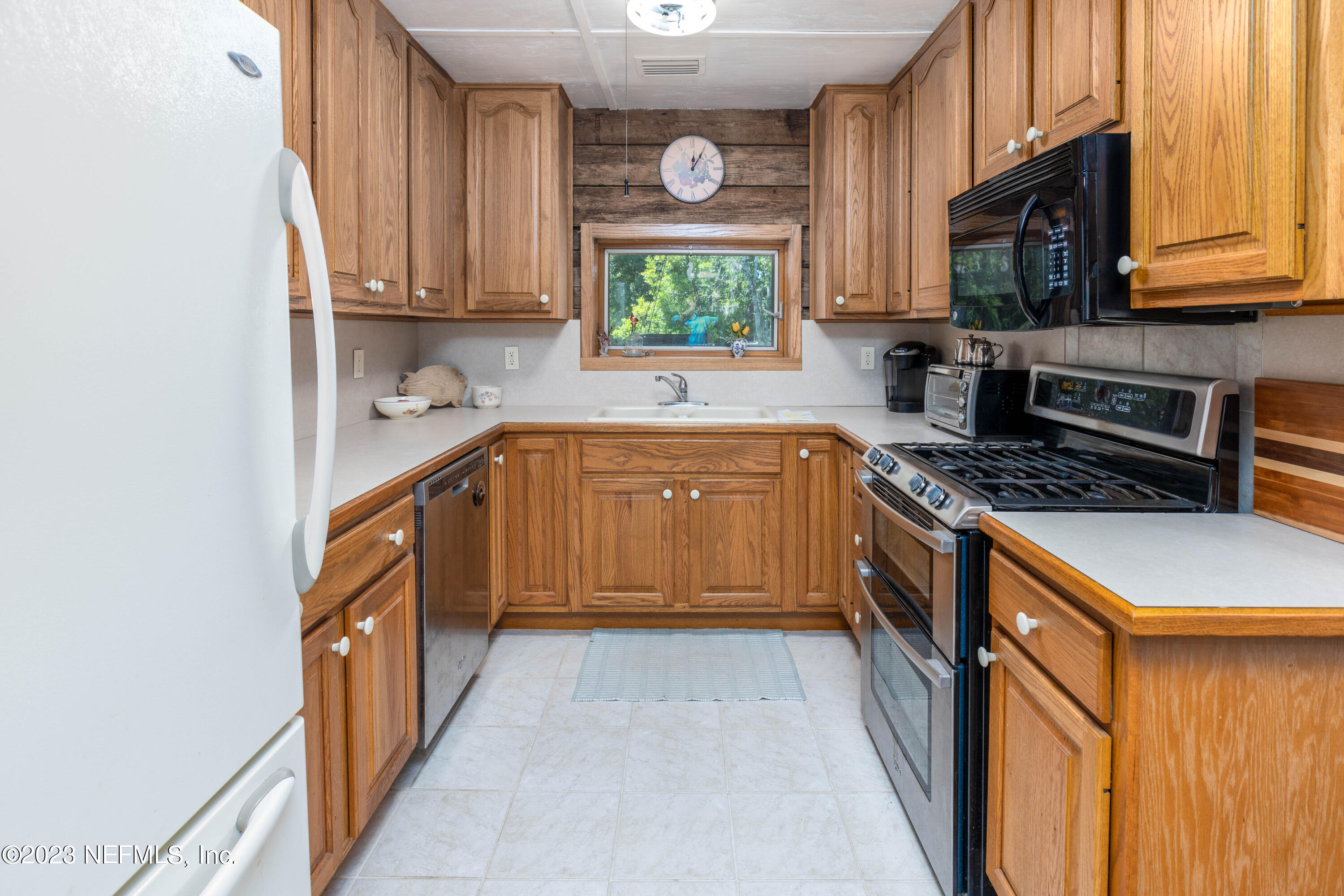 3075 Joe Ashton Road St. Augustine, FL 32092 - Photo 13 of 50 Kitchen
