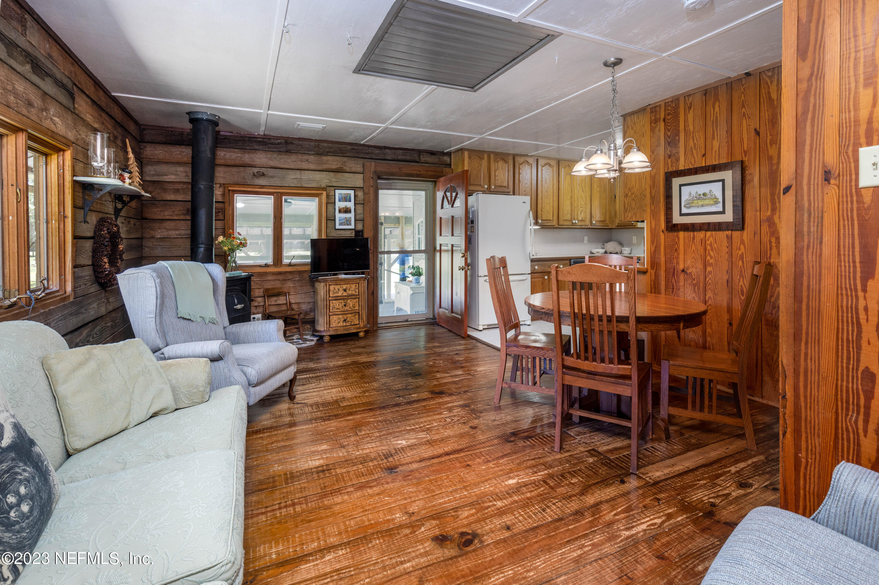3075 Joe Ashton Road St. Augustine, FL 32092 - Photo 9 of 50 Stunning woodwork throughout