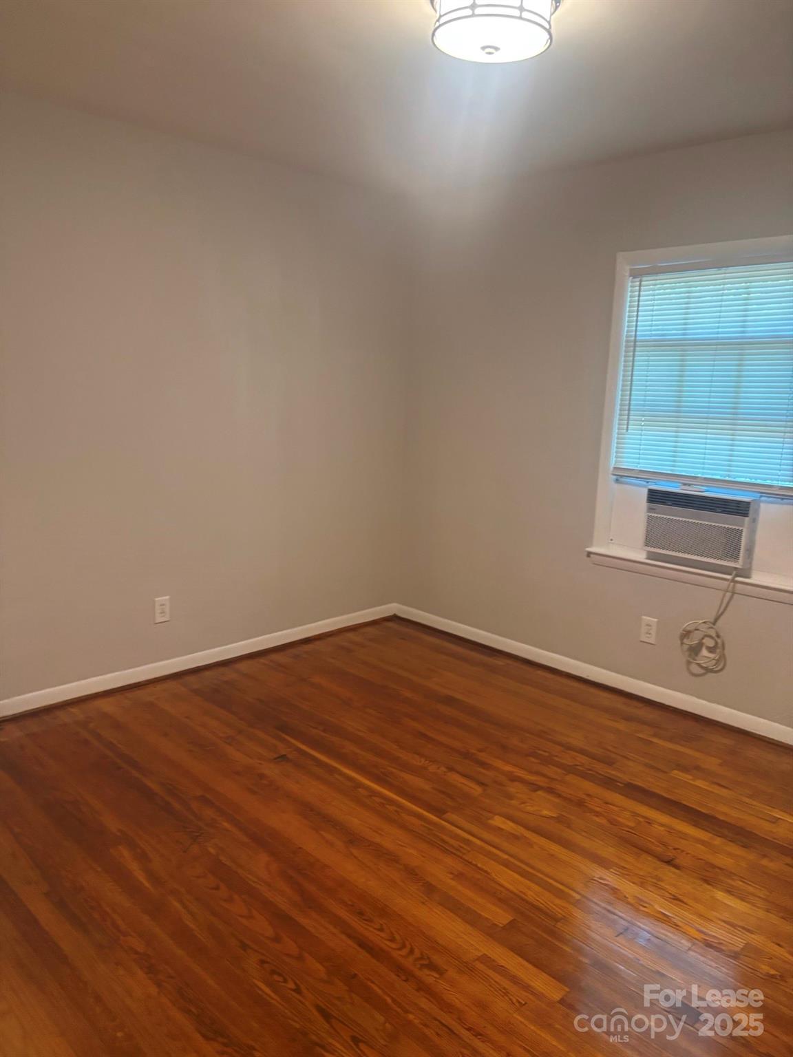 218 Grandin Road, Unit 3 Charlotte, NC 28208 - Photo 3 of 7