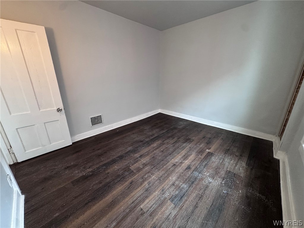 856 Niagara Street Buffalo, NY 14213 - Photo 18 of 28