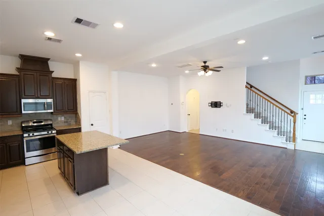 $2,300 | 12211 Stellano Lane, Richmond, TX 77406