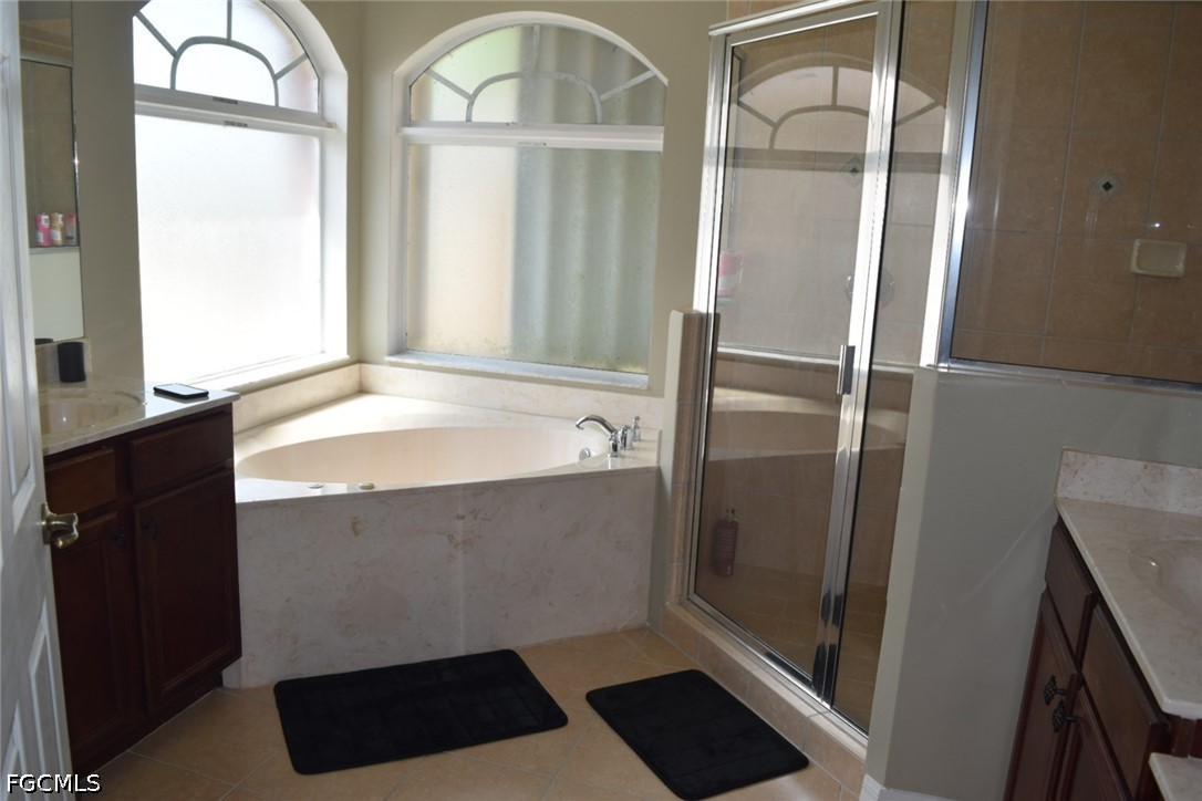 9923 Springlake Circle Estero, FL 33928 - Photo 8 of 10