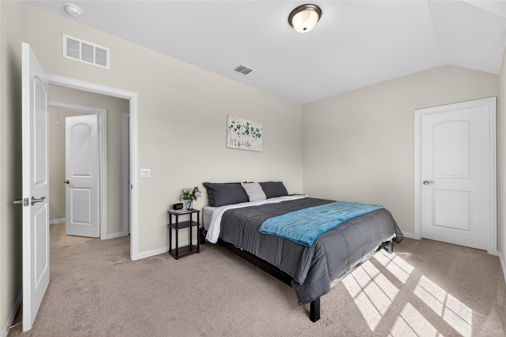 6049 Iron Creek Road Fort Worth, TX 76137 - Photo 28 of 40 Bedroom 3