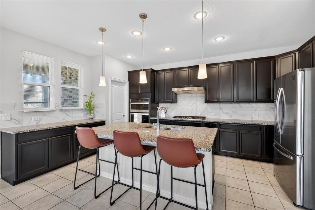 6049 Iron Creek Road Fort Worth, TX 76137 - Photo 8 of 40