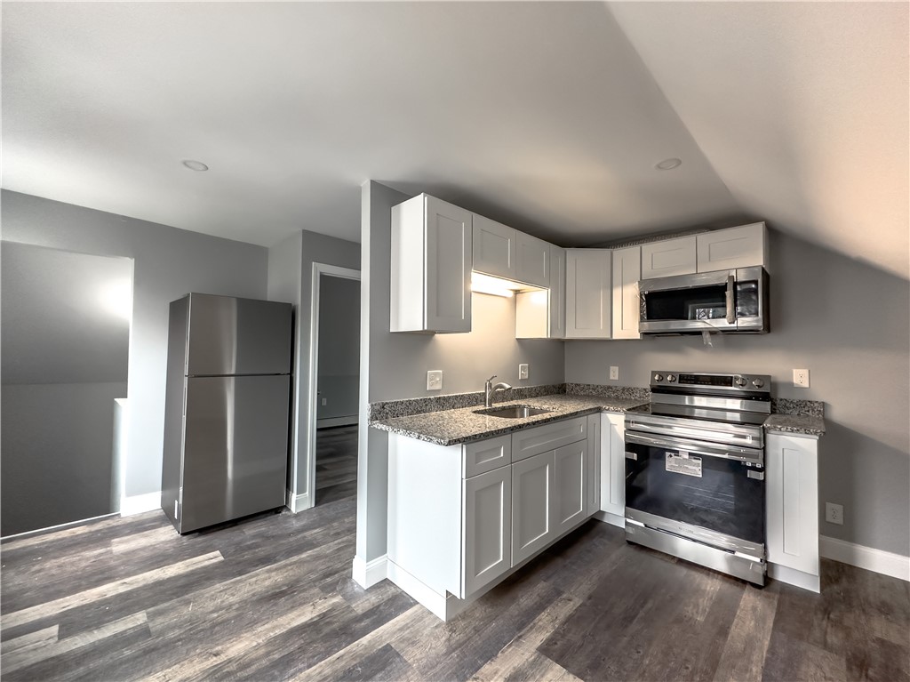49 Hollis Street Providence, RI 02907 - Photo 15 of 24