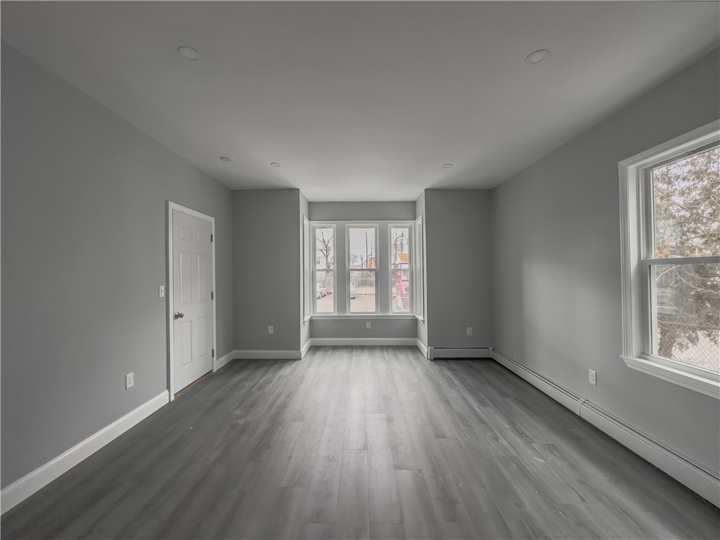 49 Hollis Street Providence, RI 02907 - Photo 4 of 24