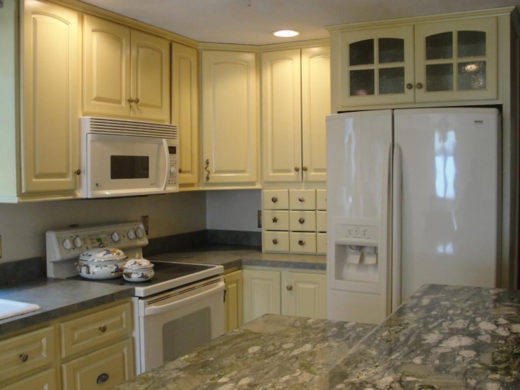 20 Raintree Drive Londonderry, NH 03053 - Photo 6 of 25