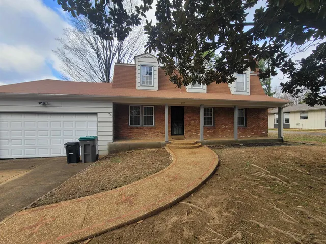 $2,100 | 2349 Ridgeland Street, Memphis, TN 38119