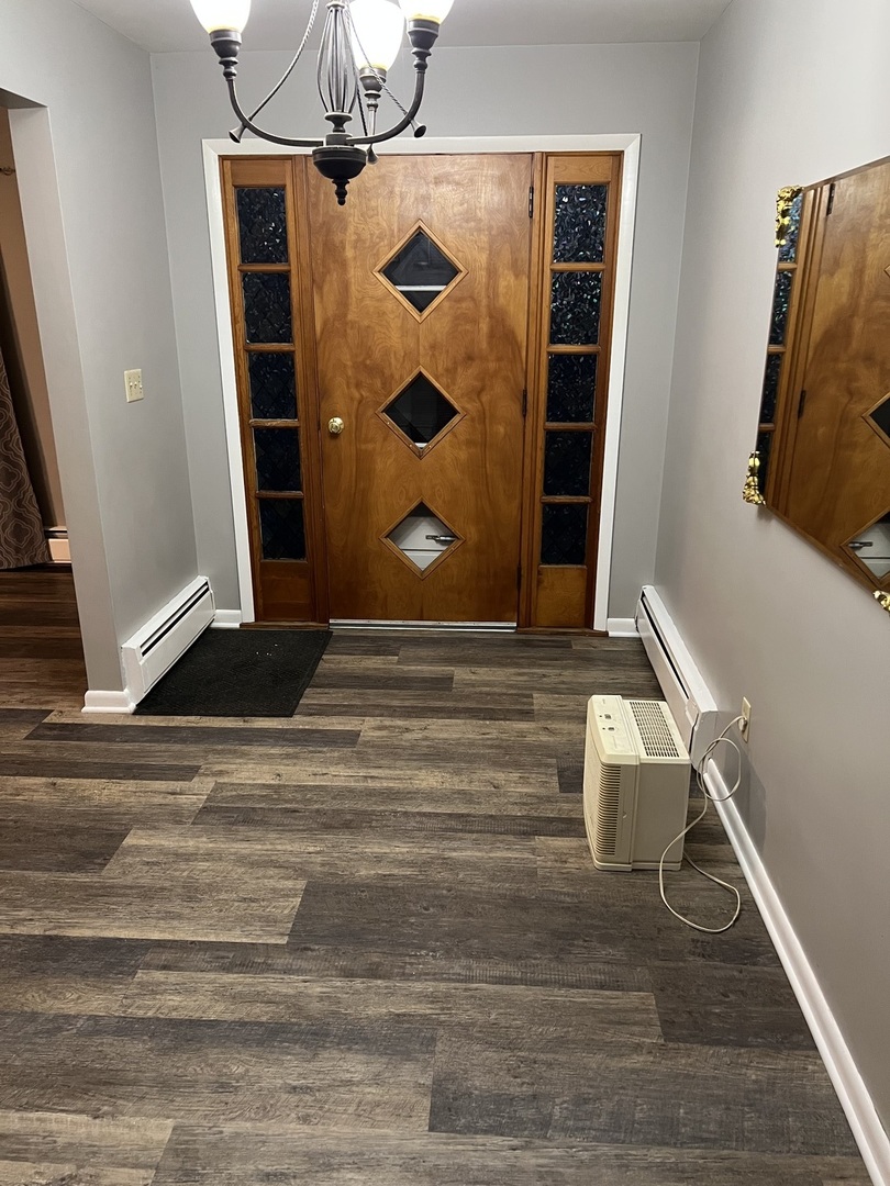 125 West Exchange Street Danvers, IL 61732 - Photo 8 of 36