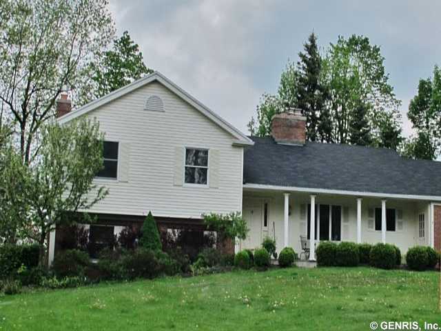 30 Wood Hill Road Pittsford, NY 14534 - Photo 1 of 1 Exterior Front