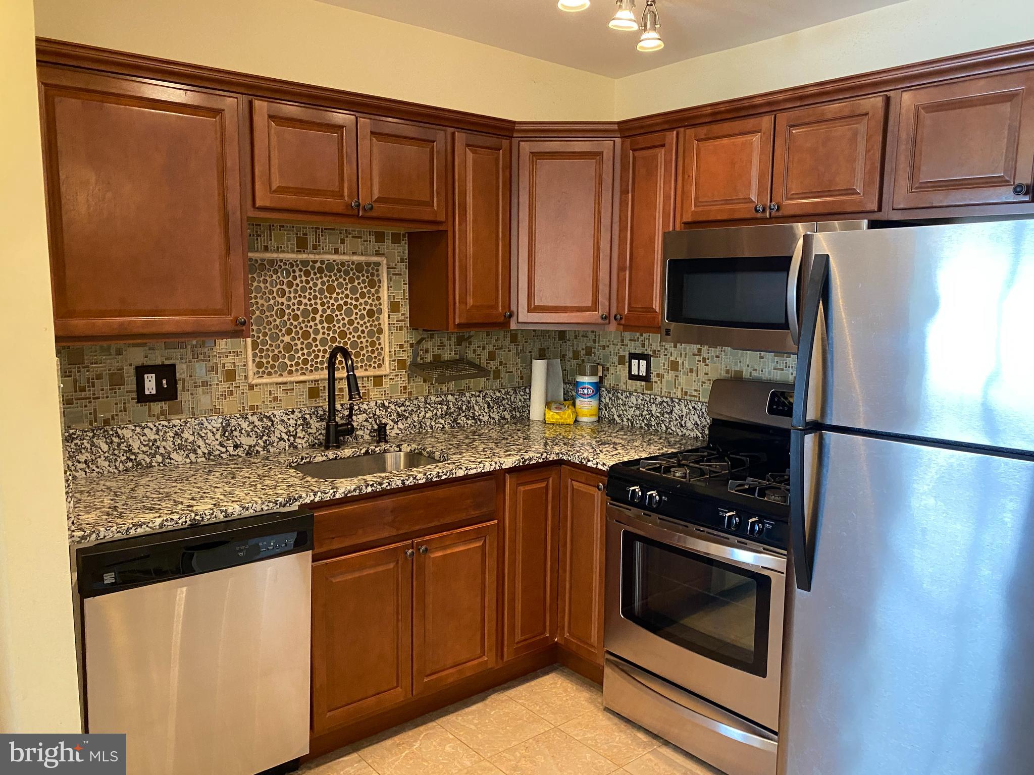 5800 Cove Landing Road, Unit 201 Burke, VA 22015 - Photo 7 of 17