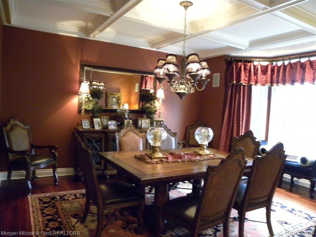 7110 Oak Ridge Court Clarkston, MI 48346 - Photo 5 of 23 Coffered Ceiling.jpg