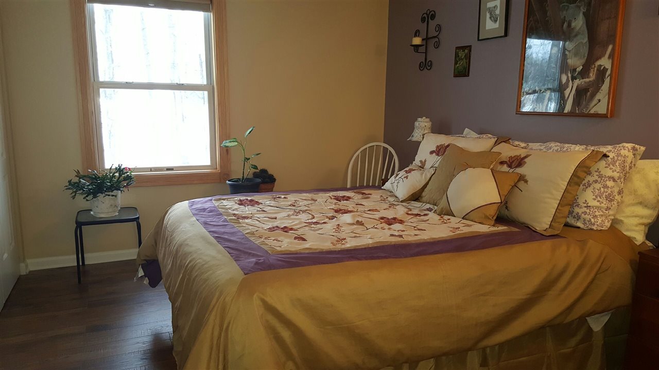 74 South Four Mile Road Traverse City, MI 49696 - Photo 25 of 32 1826880-24.JPG