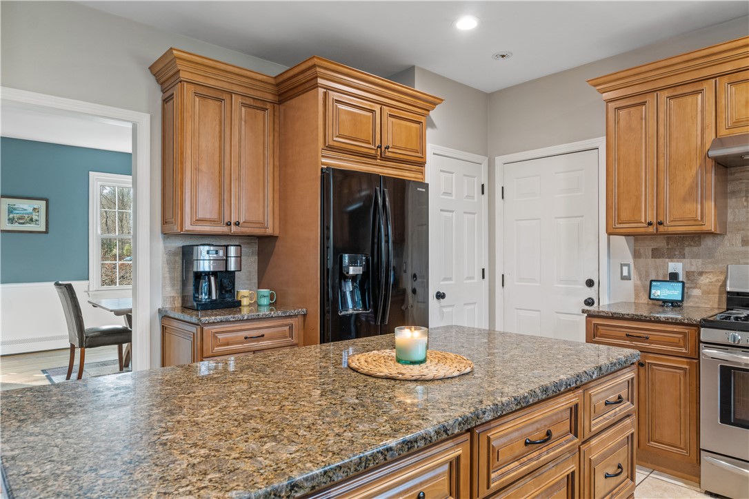 55 Wickham Road North Kingstown, RI 02852 - Photo 11 of 41 Gallery Image 11