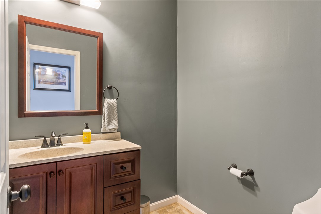 55 Wickham Road North Kingstown, RI 02852 - Photo 24 of 41 Gallery Image 24