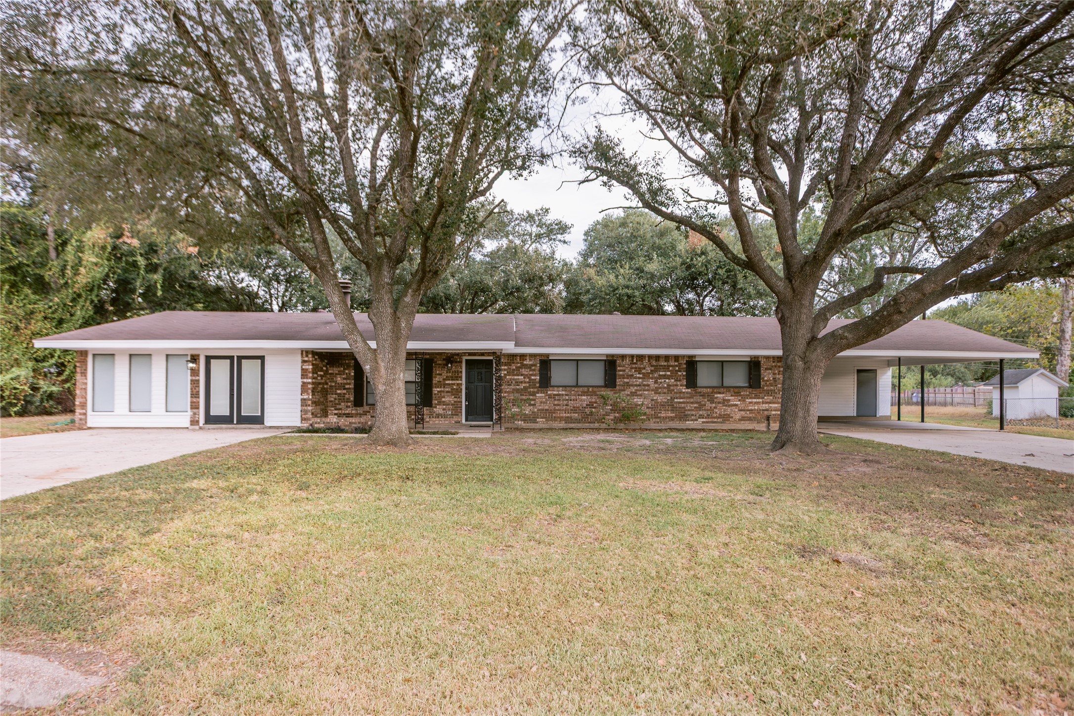 506 Rhodes Road Victoria, TX 77904 - Photo 1 of 48 Gallery Image 1