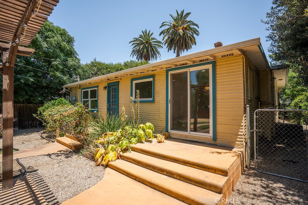 4073 Cedar Street Riverside, CA 92501 - Photo 34 of 47