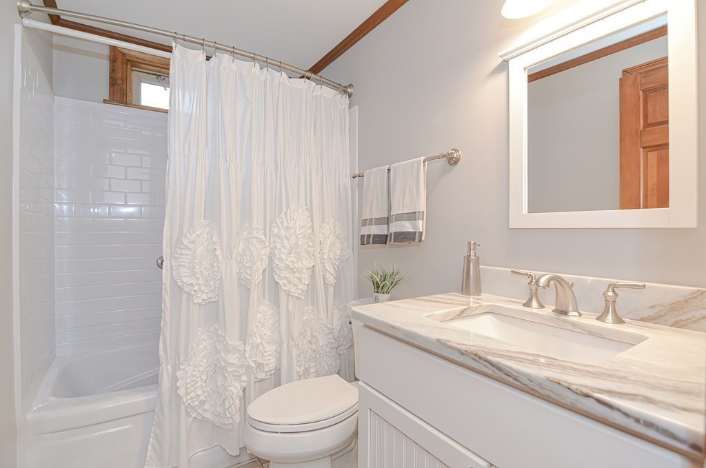 8 Fox Hill Road Blackstone, MA 01504 - Photo 15 of 30 Gallery Image 15
