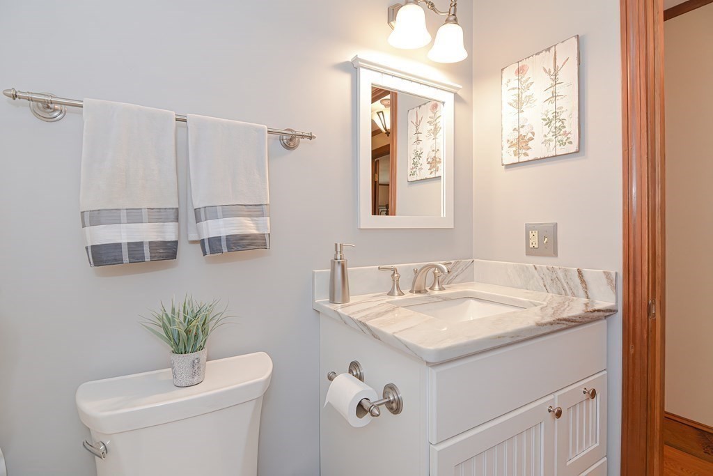 8 Fox Hill Road Blackstone, MA 01504 - Photo 16 of 30 Gallery Image 16