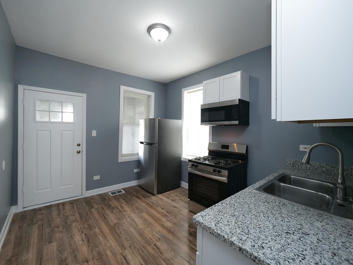 4906 West Erie Street Chicago, IL 60644 - Photo 13 of 49