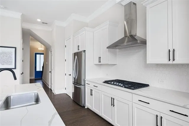 $549,900 | 109 Village Green Avenue, Woodstock, GA 30189