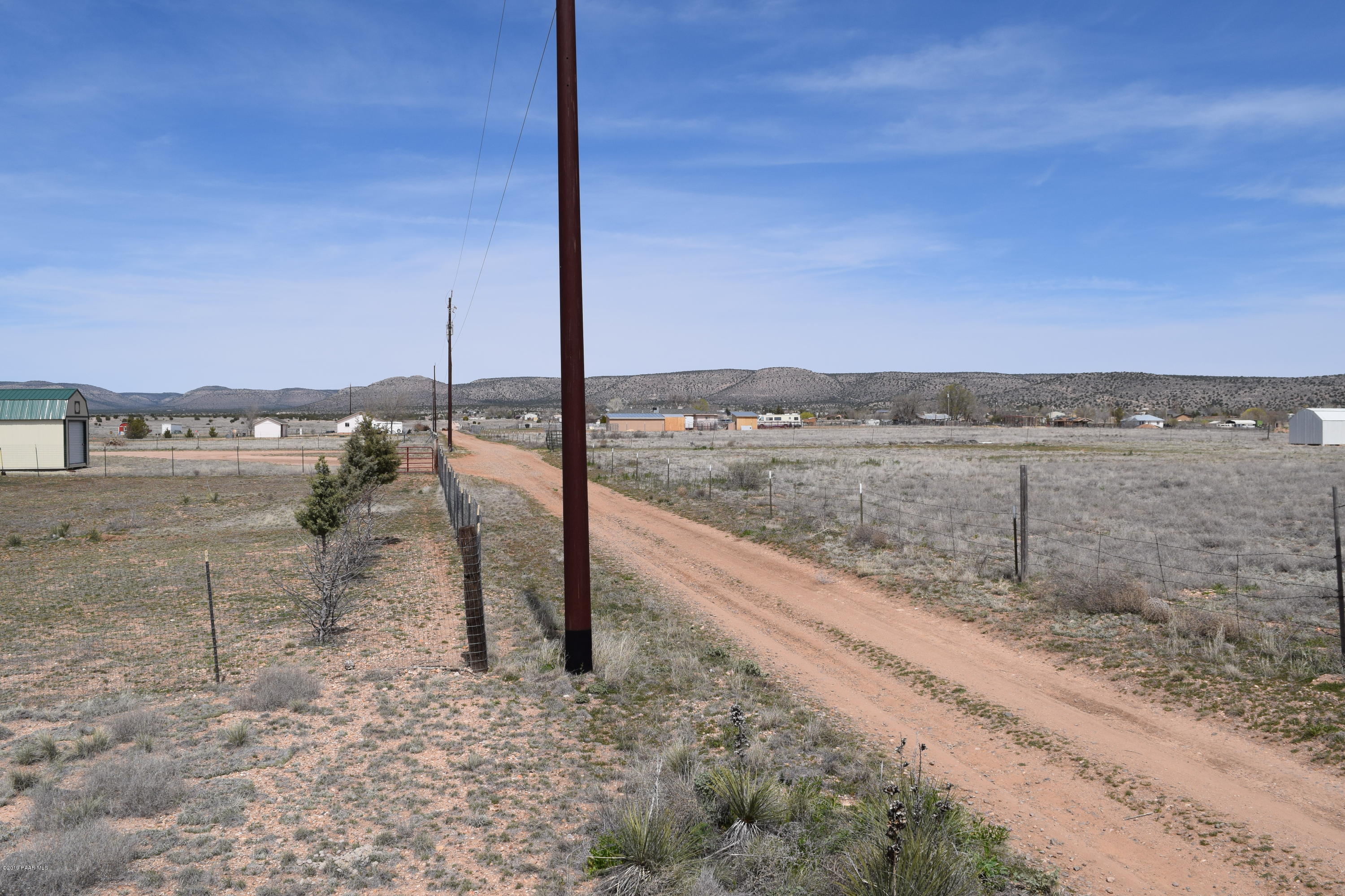 25300 North Patricia Road Paulden, AZ 86334 - Photo 2 of 8 a view of a road with an ocean view