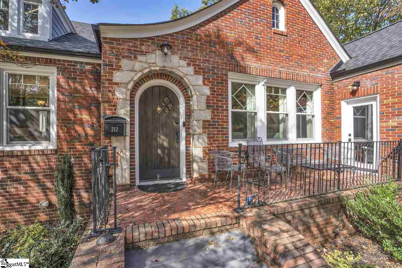 212 Grove Road Greenville, SC 29605 - Photo 2 of 29