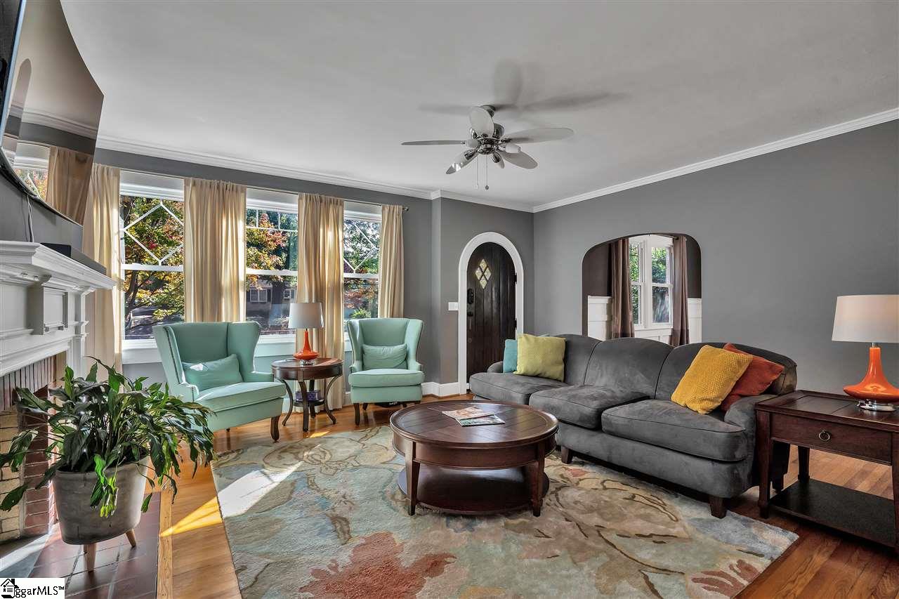 212 Grove Road Greenville, SC 29605 - Photo 4 of 29