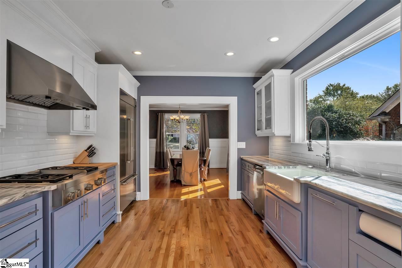 212 Grove Road Greenville, SC 29605 - Photo 9 of 29